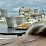 Zeenest - Stijlvolle Met Terras Nabij De Zee Apartament