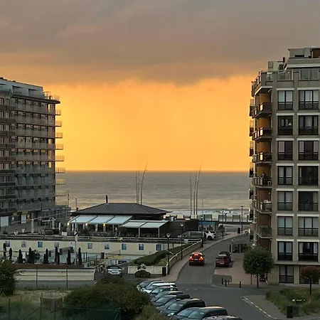 Zeenest - Stijlvolle Met Terras Nabij De Zee * Middelkerke