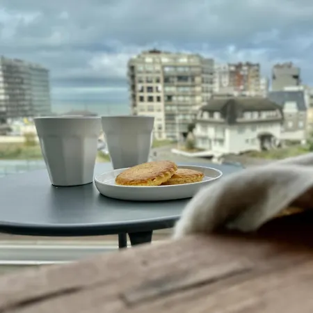 Zeenest - Stijlvolle Met Terras Nabij De Zee Apartamento