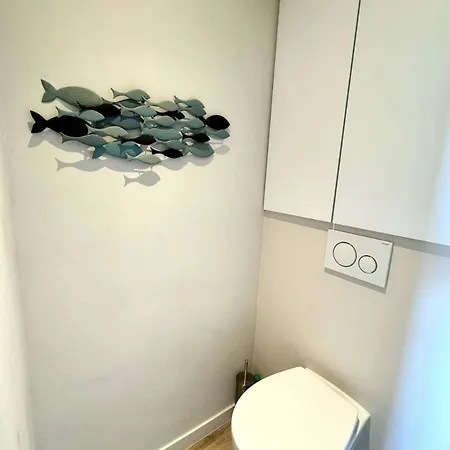 Zeenest - Stijlvolle Met Terras Nabij De Zee Appartamento