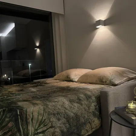 Zeenest - Stijlvolle Met Terras Nabij De Zee Appartement Middelkerke